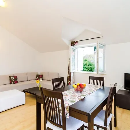 A3-relax Duplex Close To The Sunset *